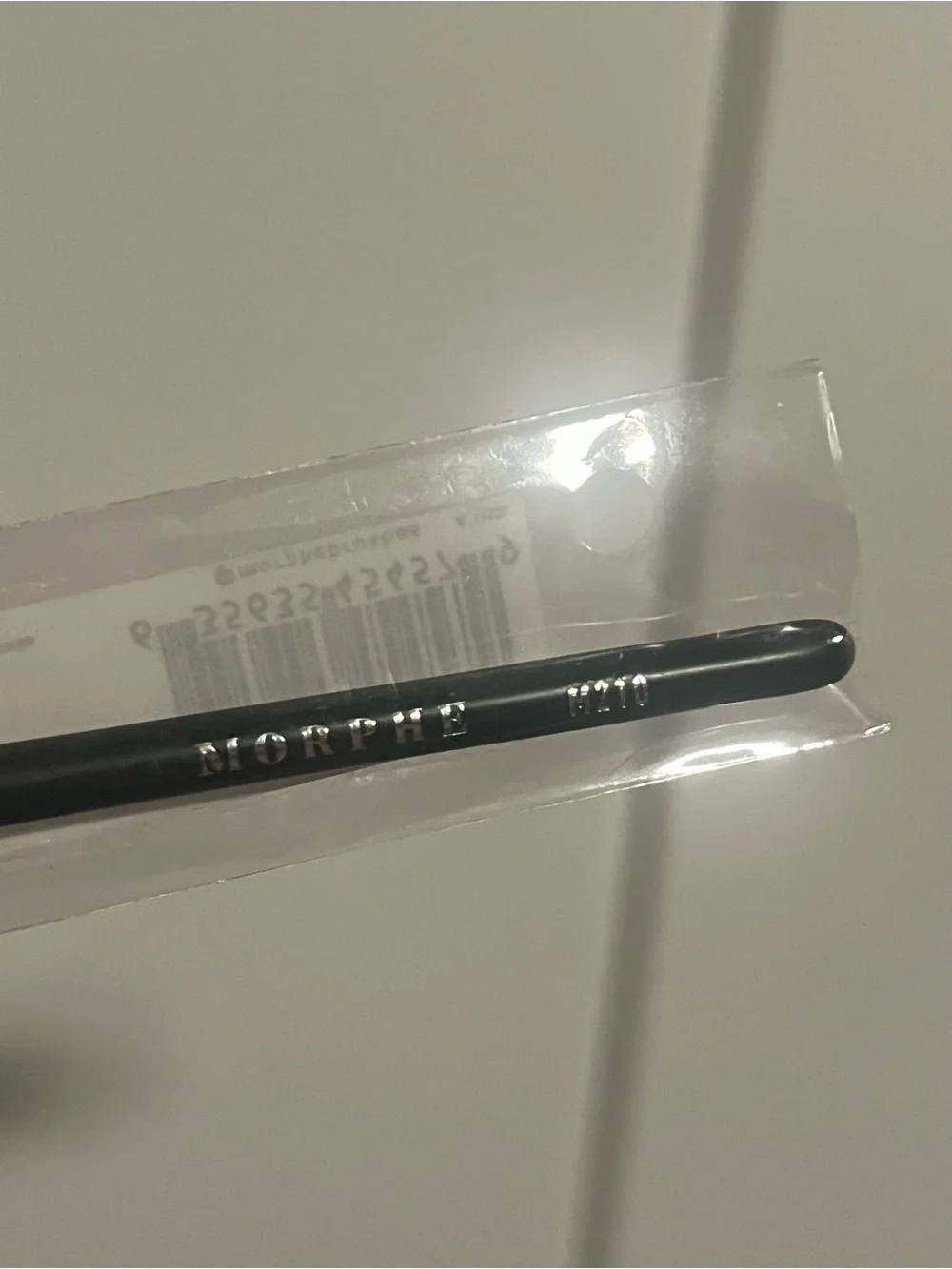 Morphe M210 Small Chisel Fluff Brush